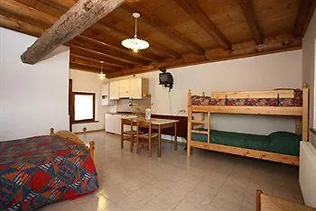 Agriturismo Cornolade Ponte nellʼAlpi Italia